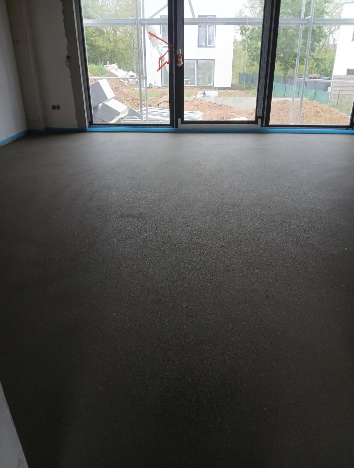 Betonová podlaha v dvojdomku – Michovice — betonová podlaha v Mladé Boleslavi
